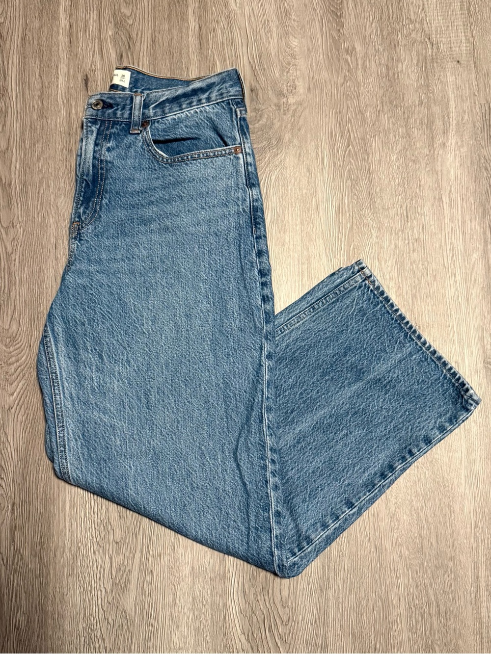Abercrombie & Fitch High Rise Loose Jean